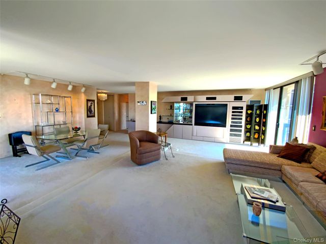 27110 Grand Central Parkway 23O, Floral Park, NY 11005