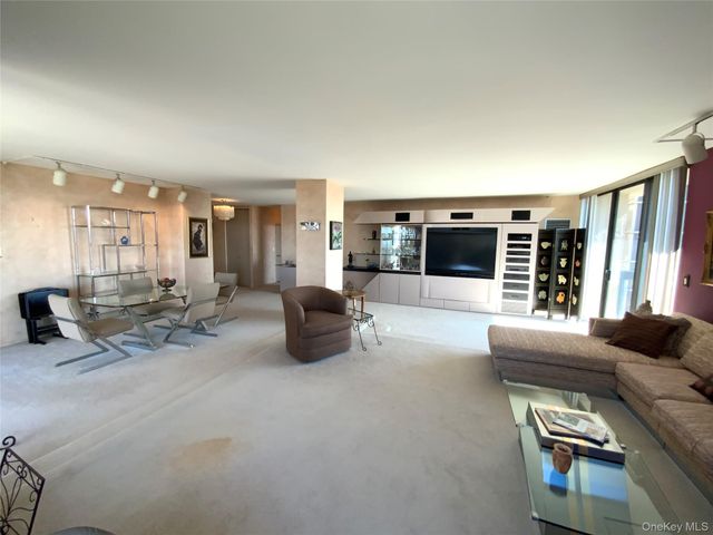 27110 Grand Central Parkway 23O, Floral Park, NY 11005