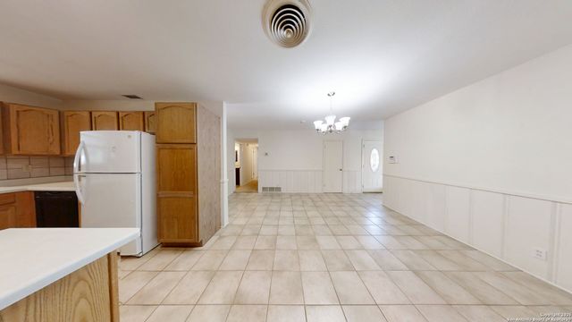 459 harcourt, San Antonio, TX 78223