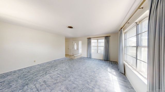 459 harcourt, San Antonio, TX 78223