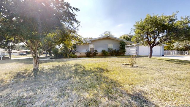 459 harcourt, San Antonio, TX 78223