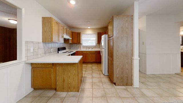 459 harcourt, San Antonio, TX 78223