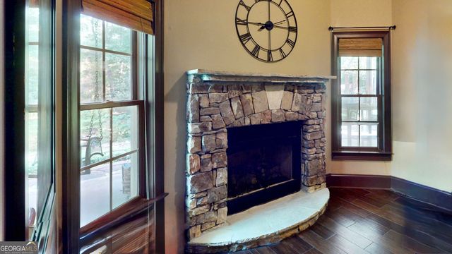 3755 Maryhill Lane NW, Kennesaw, GA 30152