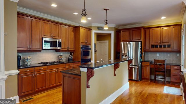 3755 Maryhill Lane NW, Kennesaw, GA 30152