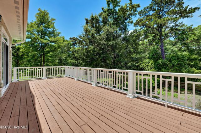 213 Oak Outlook Way, Carolina Beach, NC 28428