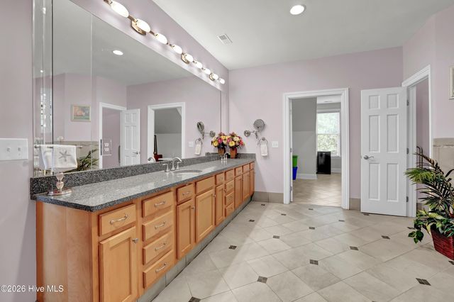 213 Oak Outlook Way, Carolina Beach, NC 28428