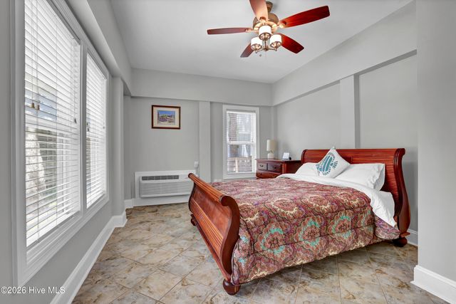 213 Oak Outlook Way, Carolina Beach, NC 28428