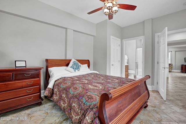 213 Oak Outlook Way, Carolina Beach, NC 28428