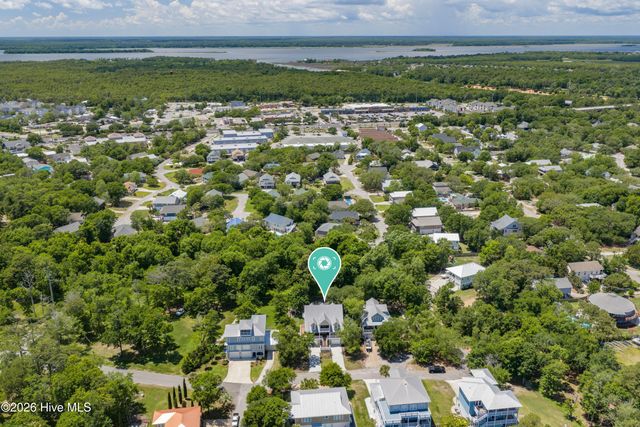 213 Oak Outlook Way, Carolina Beach, NC 28428