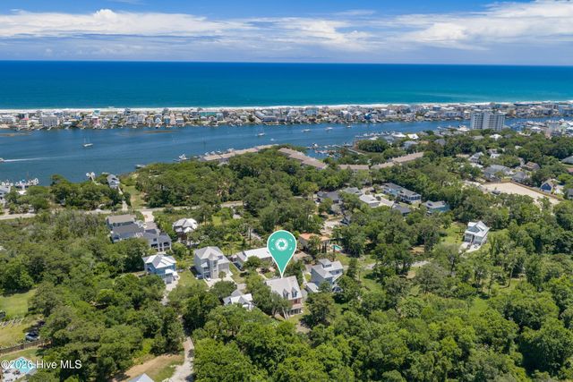 213 Oak Outlook Way, Carolina Beach, NC 28428