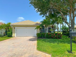 5743 Fountains Drive S, Lake Worth, FL 33467