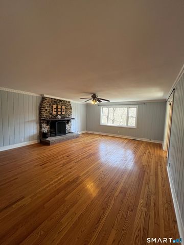 134 Oneil Road, Oxford, CT 06478