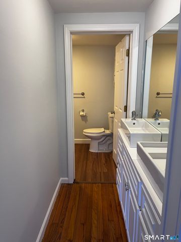 134 Oneil Road, Oxford, CT 06478