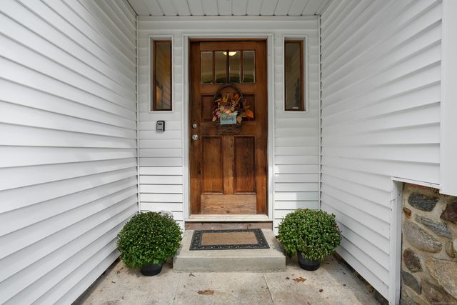 134 Oneil Road, Oxford, CT 06478