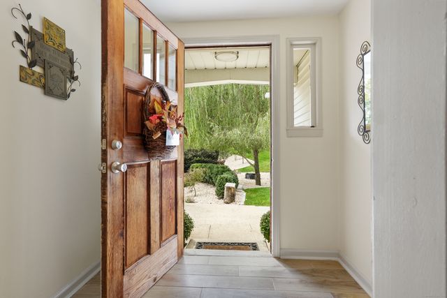 134 Oneil Road, Oxford, CT 06478