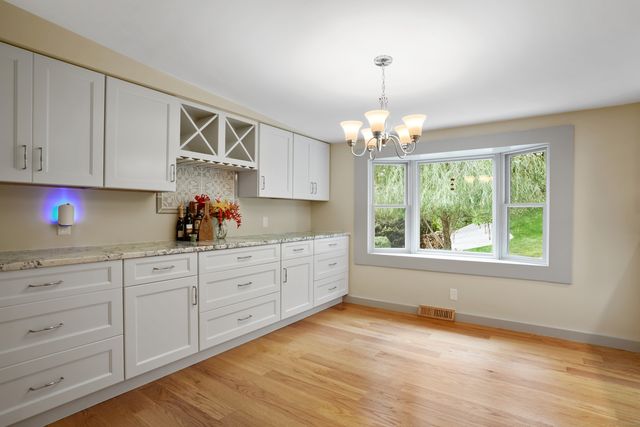 134 Oneil Road, Oxford, CT 06478