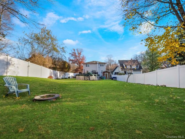 19 Hillside Avenue, Suffern, NY 10901