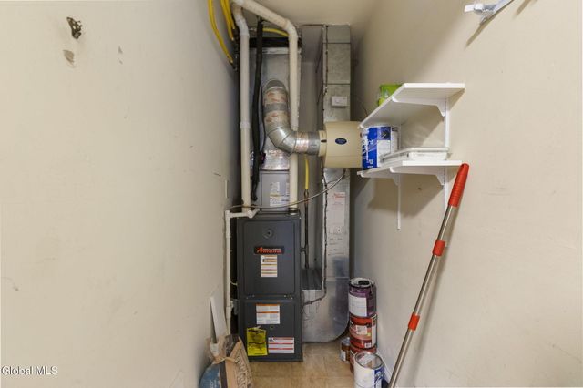 80 Maple Avenue APT A, Voorheesville, NY 12186