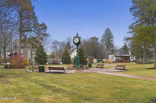 80 Maple Avenue APT A, Voorheesville, NY 12186