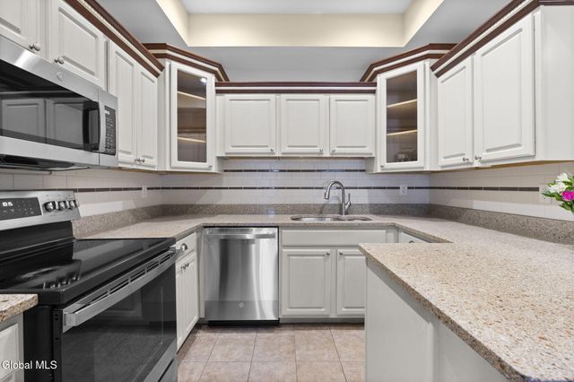 80 Maple Avenue APT A, Voorheesville, NY 12186