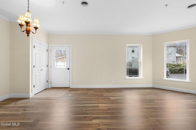 80 Maple Avenue APT A, Voorheesville, NY 12186