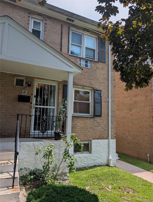 130 Glenwood Avenue 87, Yonkers, NY 10701 — exterior