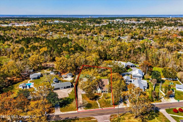723 Old Spanish Trail, Bay Saint Louis, MS 39520