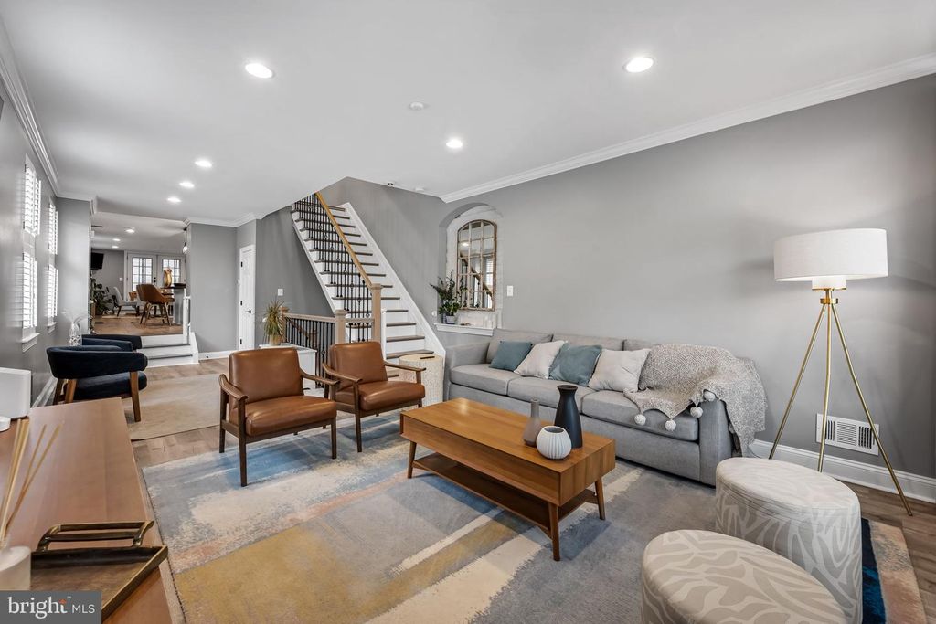 3300 FAIT AVE, Baltimore, MD 21224