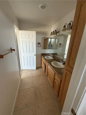 12911 Corton, Phelan, CA 92371