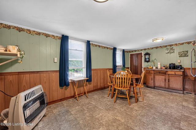 326 Roberts Rd, Stanton, KY 40380