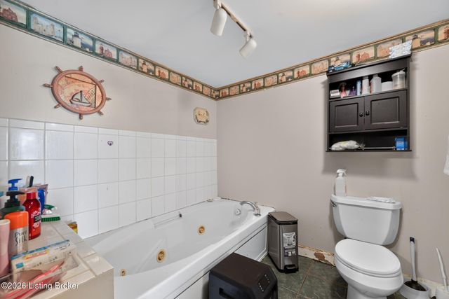 326 Roberts Rd, Stanton, KY 40380