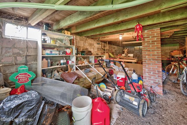 326 Roberts Rd, Stanton, KY 40380