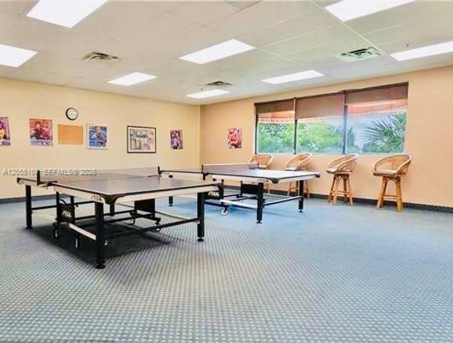 8900 Washington Boulevard 409, Pembroke Pines, FL 33025