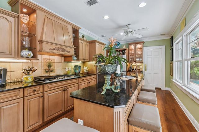 1412 NANCE AVENUE, Tampa, FL 33606