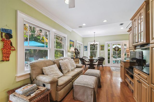 1412 NANCE AVENUE, Tampa, FL 33606