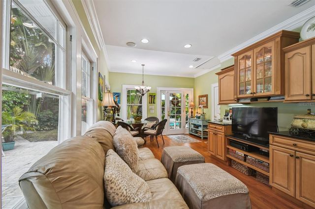 1412 NANCE AVENUE, Tampa, FL 33606