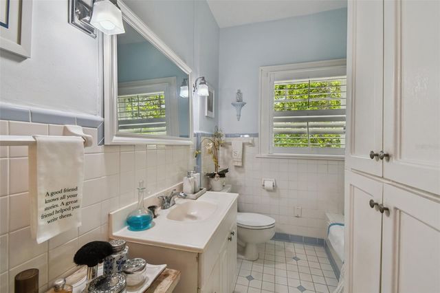 1412 NANCE AVENUE, Tampa, FL 33606