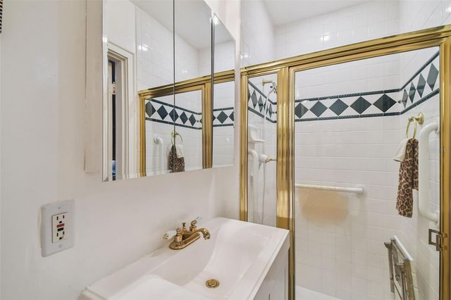 1412 NANCE AVENUE, Tampa, FL 33606