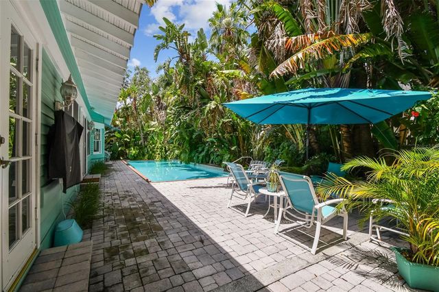 1412 NANCE AVENUE, Tampa, FL 33606