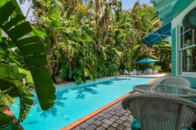 1412 NANCE AVENUE, Tampa, FL 33606