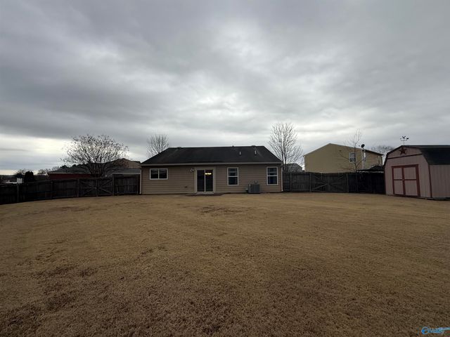 101 Fire Fly Lane, Owens Cross Roads, AL 35763