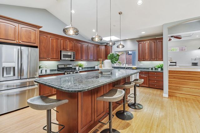 241 42nd Avenue, San Mateo, CA 94403
