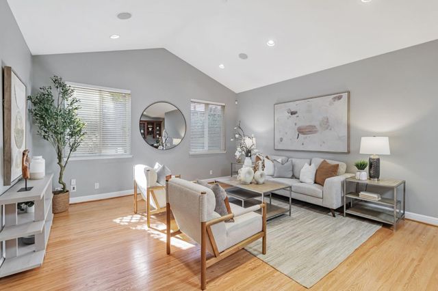 241 42nd Avenue, San Mateo, CA 94403