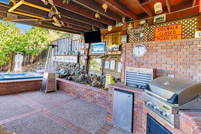 241 42nd Avenue, San Mateo, CA 94403