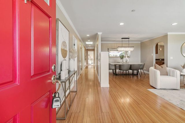 241 42nd Avenue, San Mateo, CA 94403