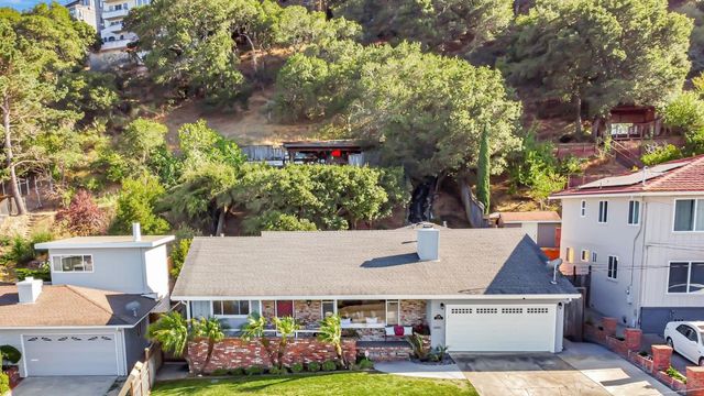 241 42nd Avenue, San Mateo, CA 94403