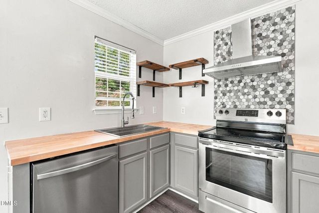 938 S Fifth Street, Mebane, NC 27302