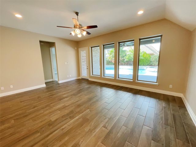 12123 Woodnote Lane, Humble, TX 77346