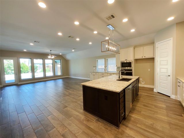 12123 Woodnote Lane, Humble, TX 77346