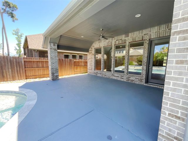 12123 Woodnote Lane, Humble, TX 77346